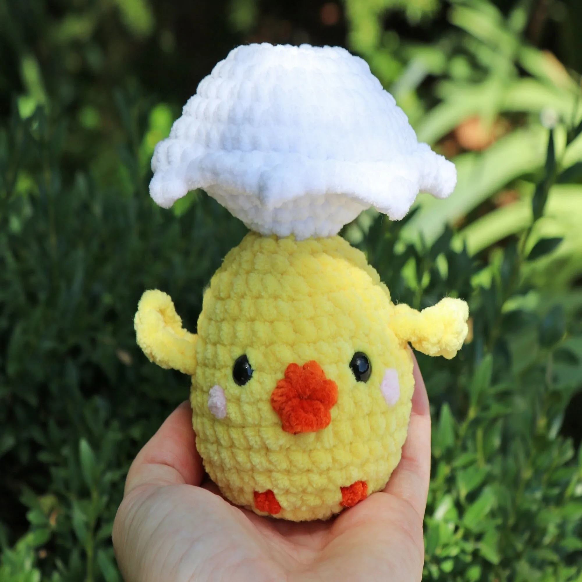 Crochet No Sew Chicken pattern, US standard terms, Skill level beginner